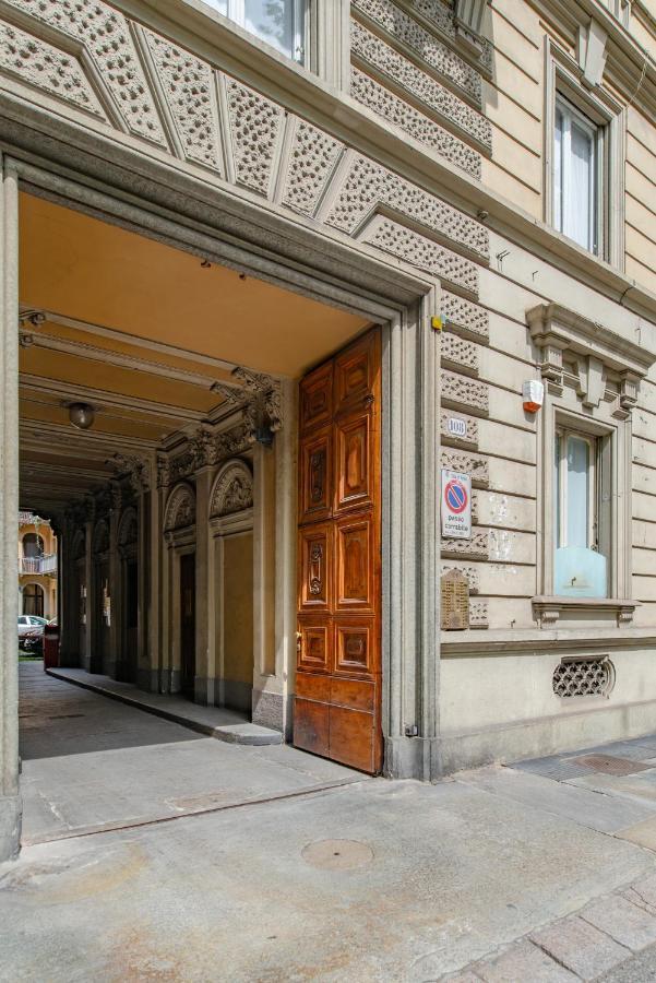 Il Cielo Su By Happyhostorino Apartment Turin